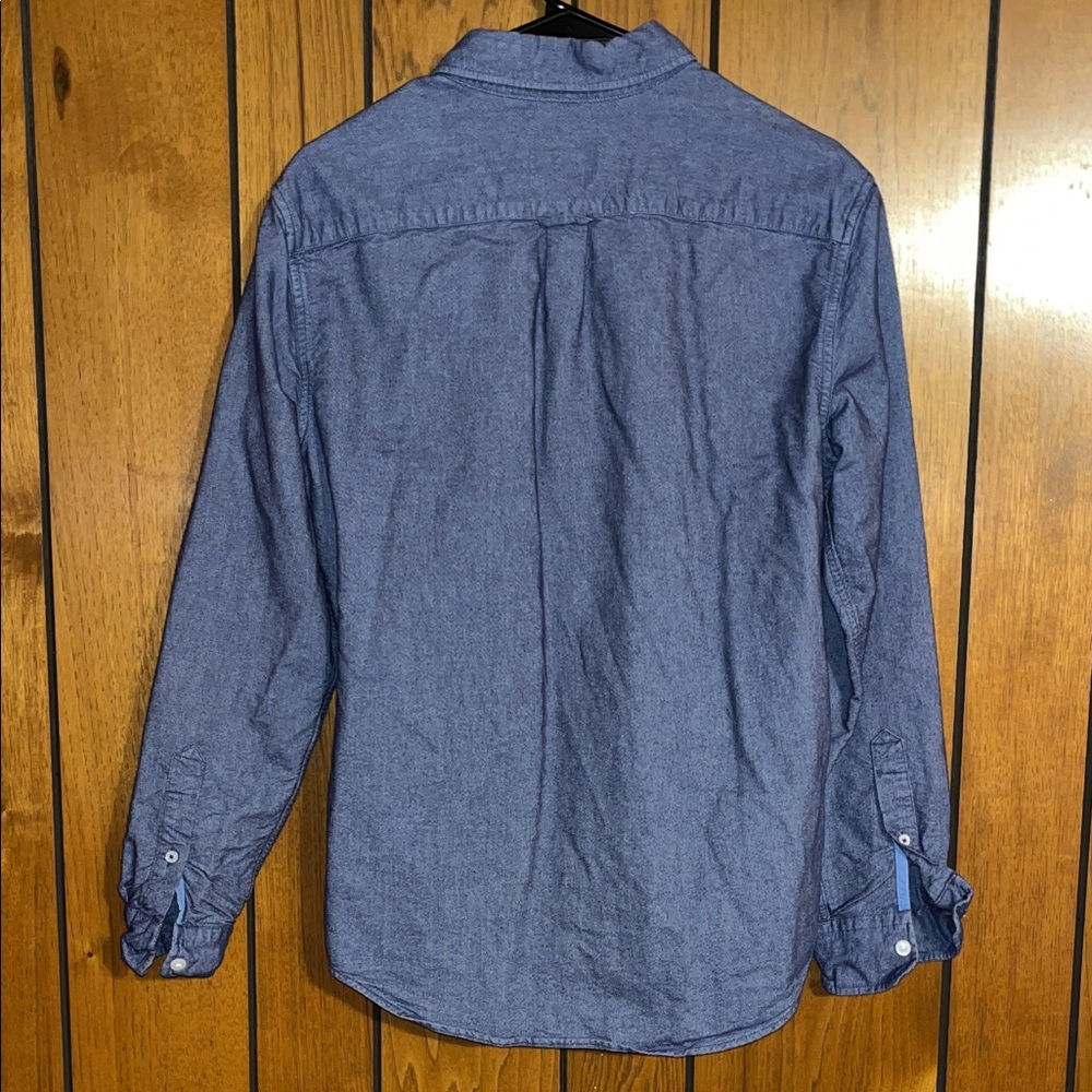 American Eagle Men's Casual Button-Down Shirt - Picture 2 of 2